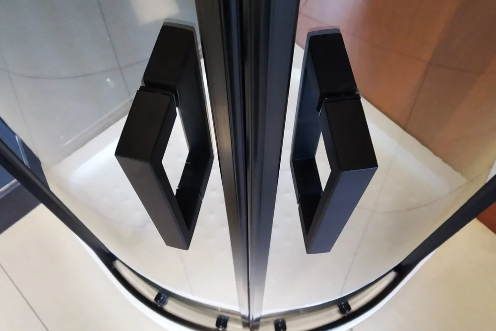 Душевой уголок Royal Bath НК 90х90 с поддоном профиль черный стекло прозрачное RB90HK-T-BL - 7