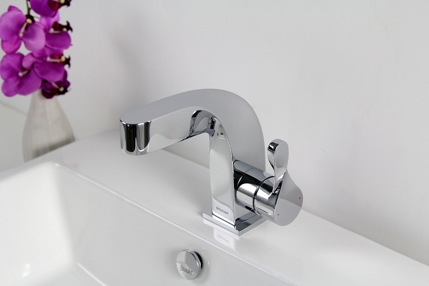 Смеситель Bravat Wave F174108C-2 для раковины - 1