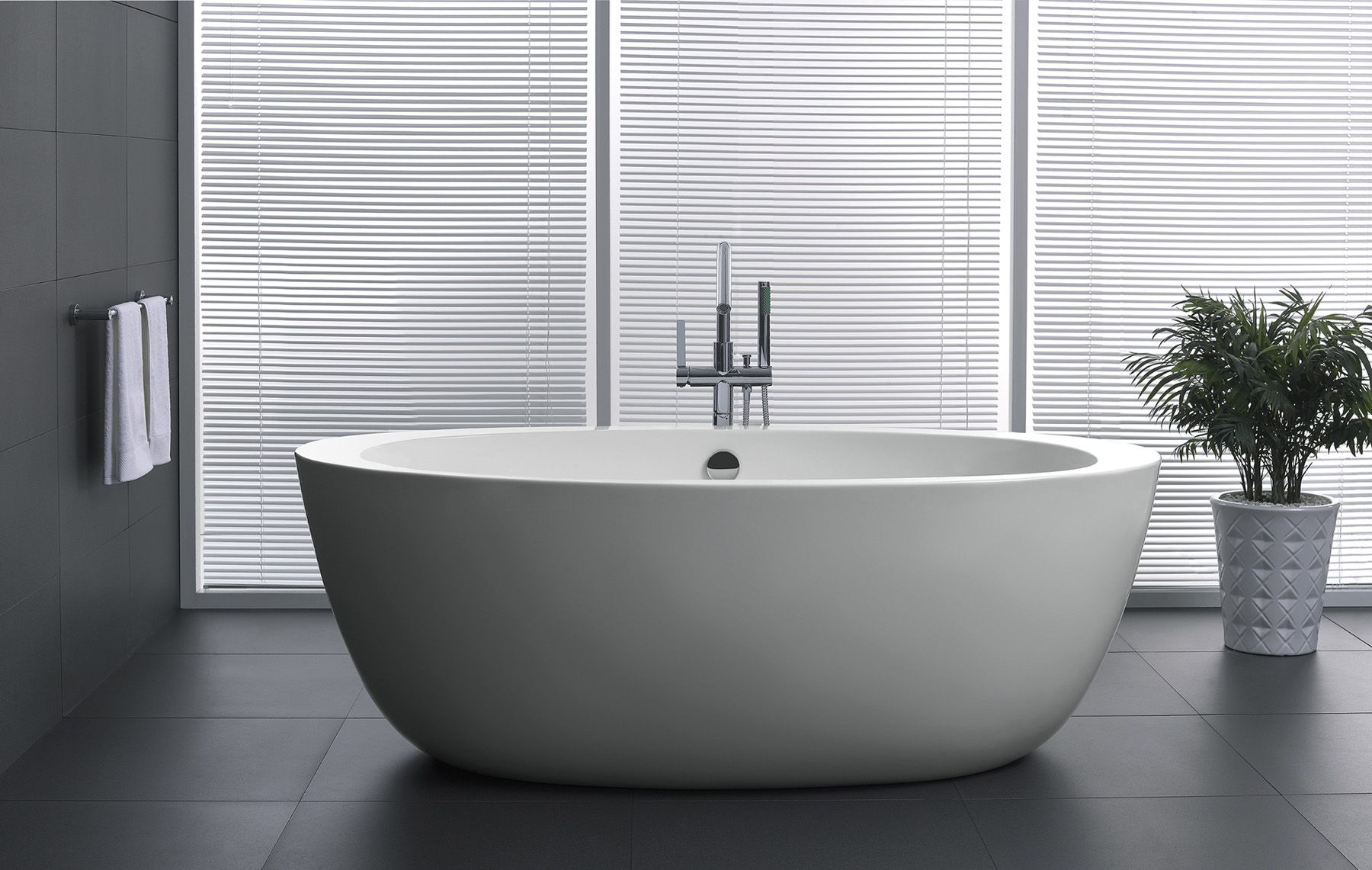 Акриловая ванна BelBagno BB67-1700 - 1