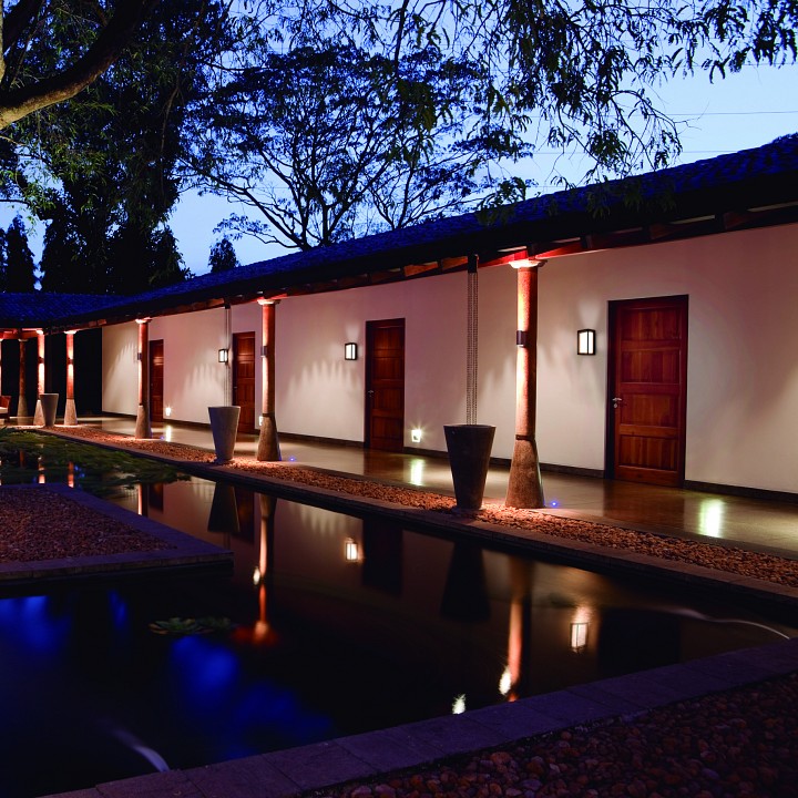 Уличный настенный светодиодный светильник Mantra Chamonix 7062 - 1