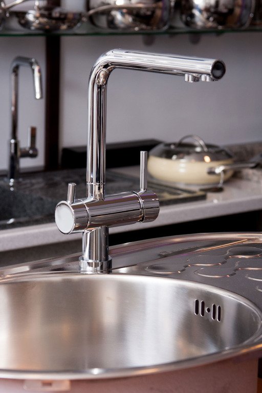 Смеситель Omoikiri Nagano C для кухонной мойки 4994146 - 1