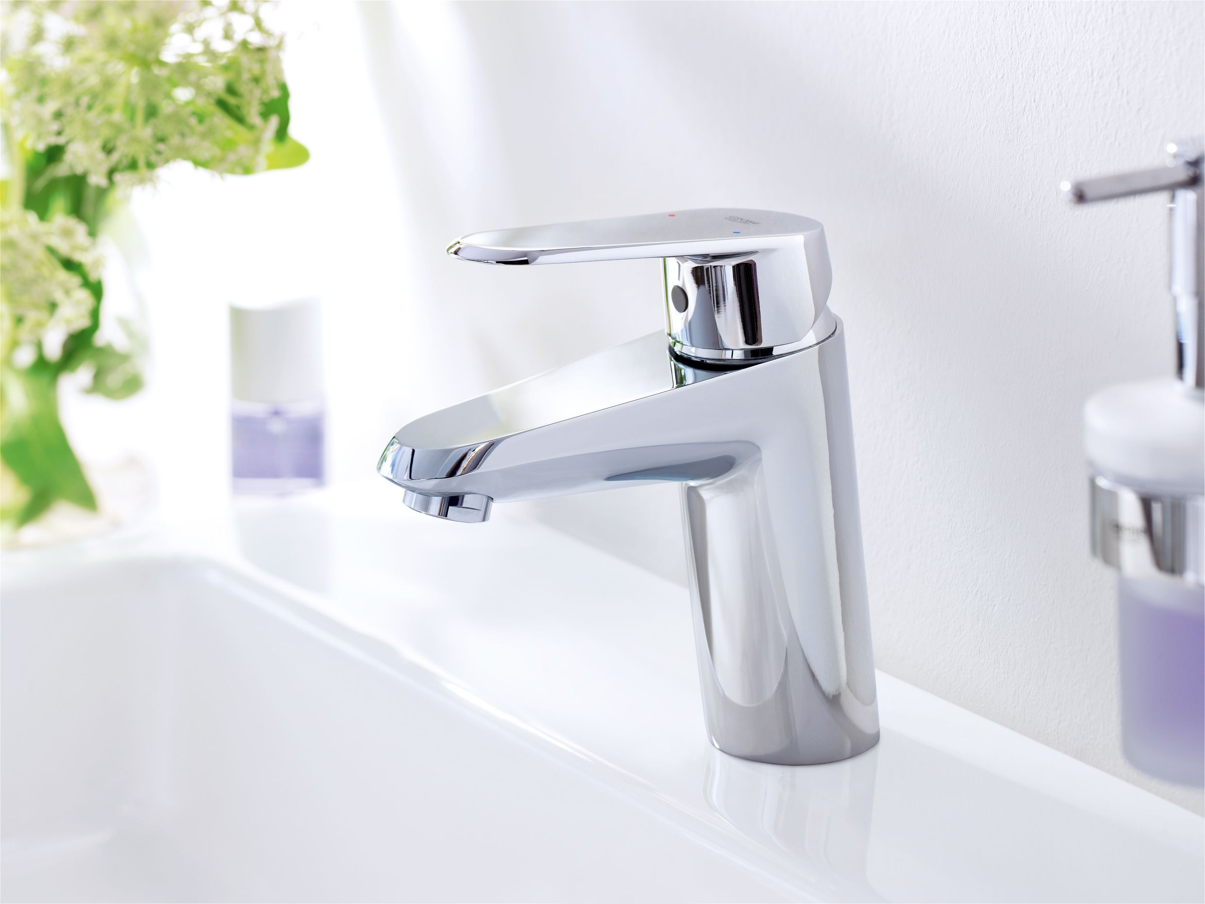 Смеситель Grohe Eurodisc Cosmopolitan 3319020E для раковины - 1