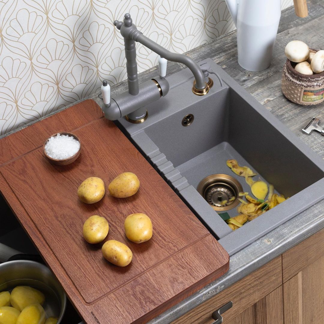 Разделочная доска Omoikiri 4999009 венге - 1