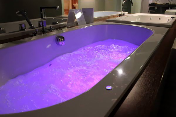 Акриловая ванна Villeroy & Boch Oberon UBQ199OBE2V-01 alpin - 10