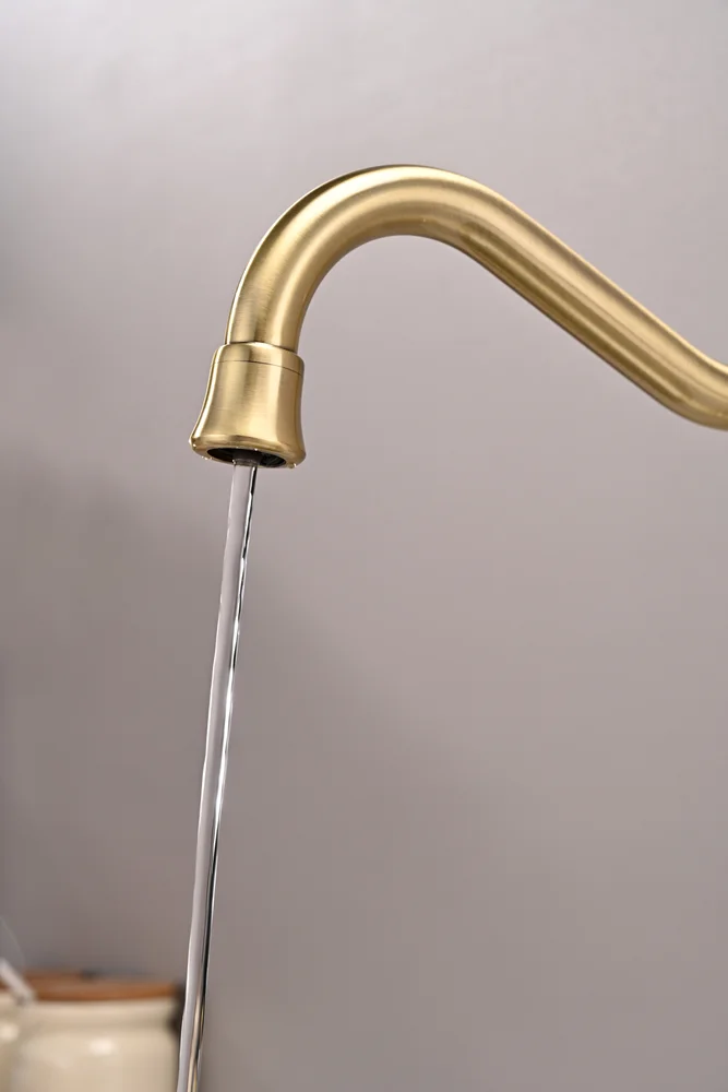 Смеситель для кухни Paulmark Retro бронза Re213226-BR - 10