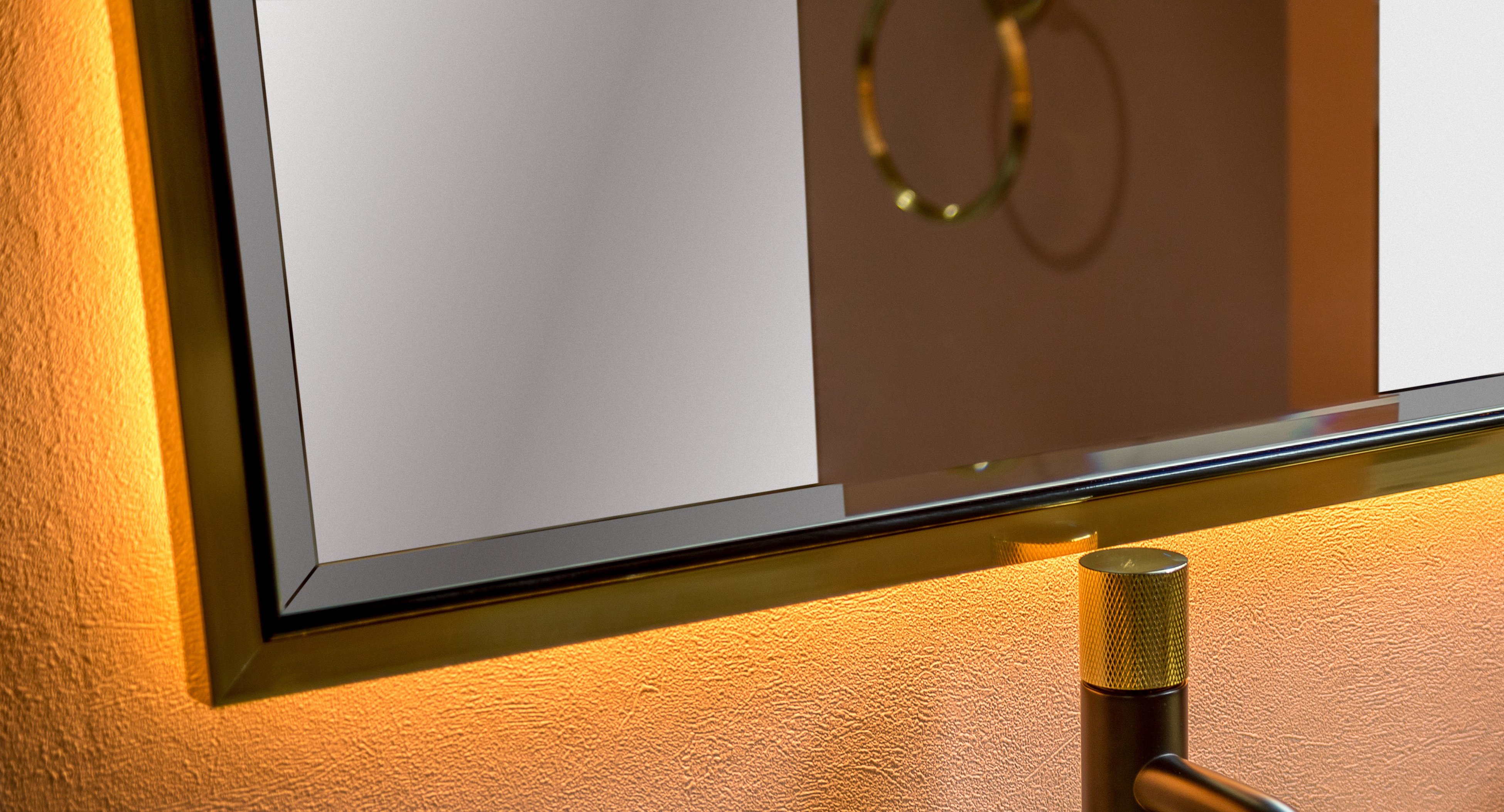 Зеркало Armadi Art Monaco 70х110 с подсветкой черный - золото 566-BG - 3