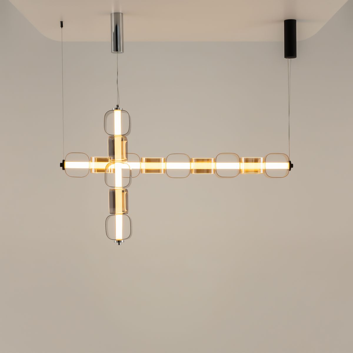 Подвесной светильник Maytoni MOD381PL-L45B3K - 1