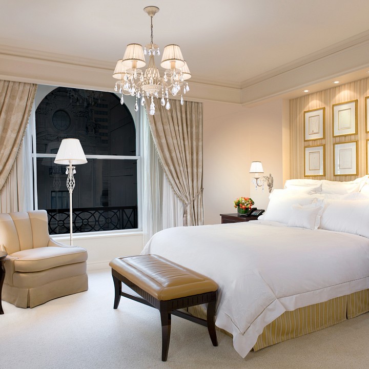 Подвесная люстра Eurosvet Amelia 10054/5 белый с золотом/прозрачный хрусталь Strotskis - 2