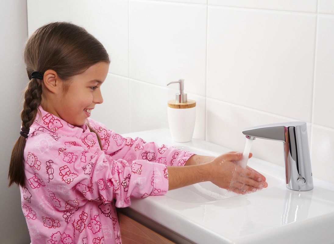 Смеситель для раковины Oras Cubista хром  2814F - 9