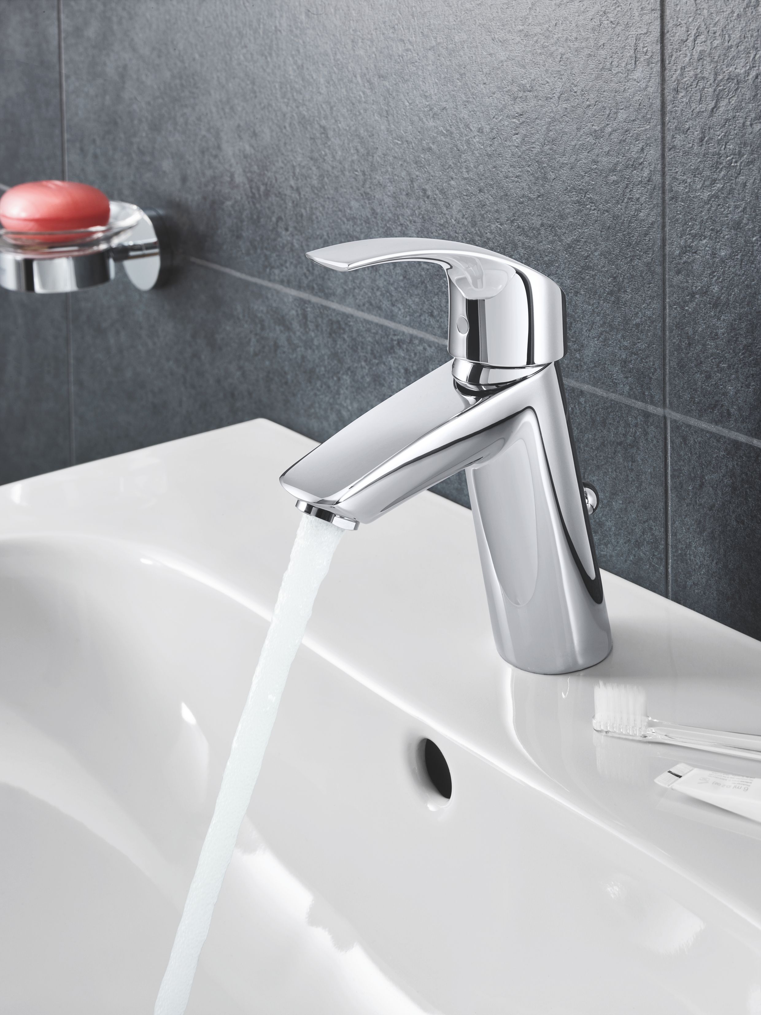 Раковина Grohe Euro Ceramic 39335000 - 7