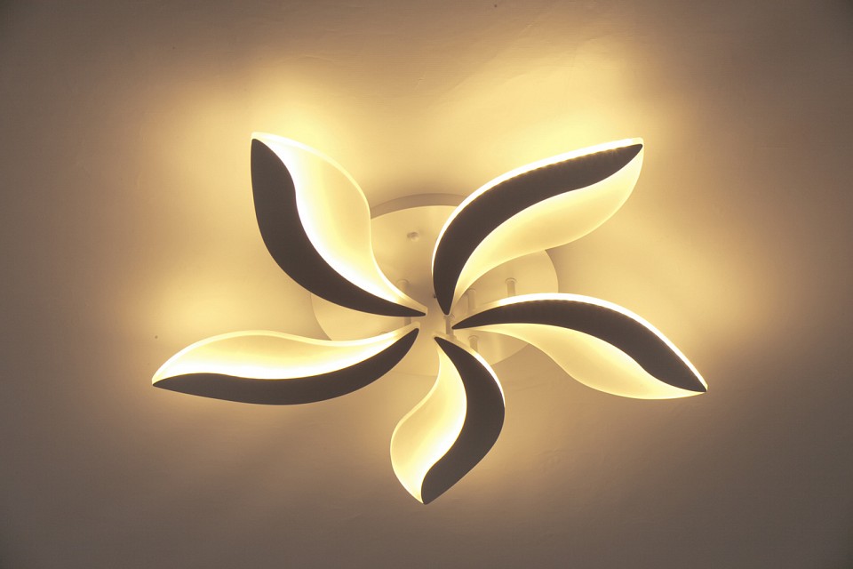 Потолочная люстра Escada Wind 10214/SG (60W) - 1