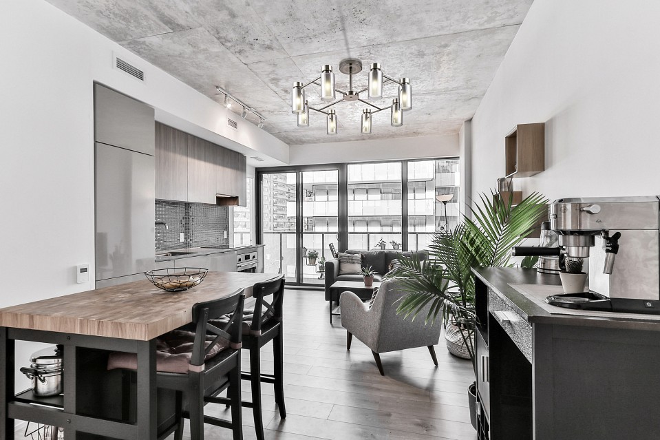 Люстра на штанге Escada Centaurus 1115/8PL - 2