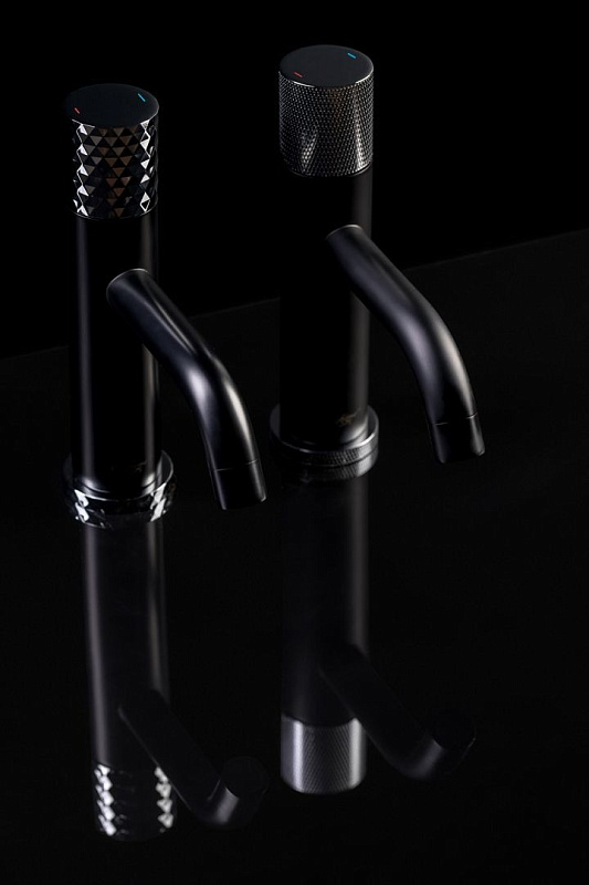 Смеситель для раковины низкий Boheme Stick черный матовый 121-BB - 0