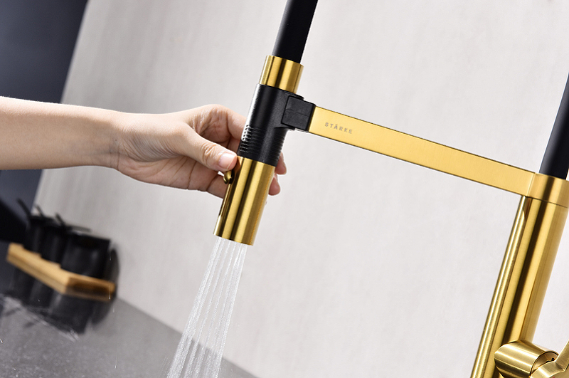 Смеситель для кухни Paulmark Leader брашированное золото Le214101-BG - 11