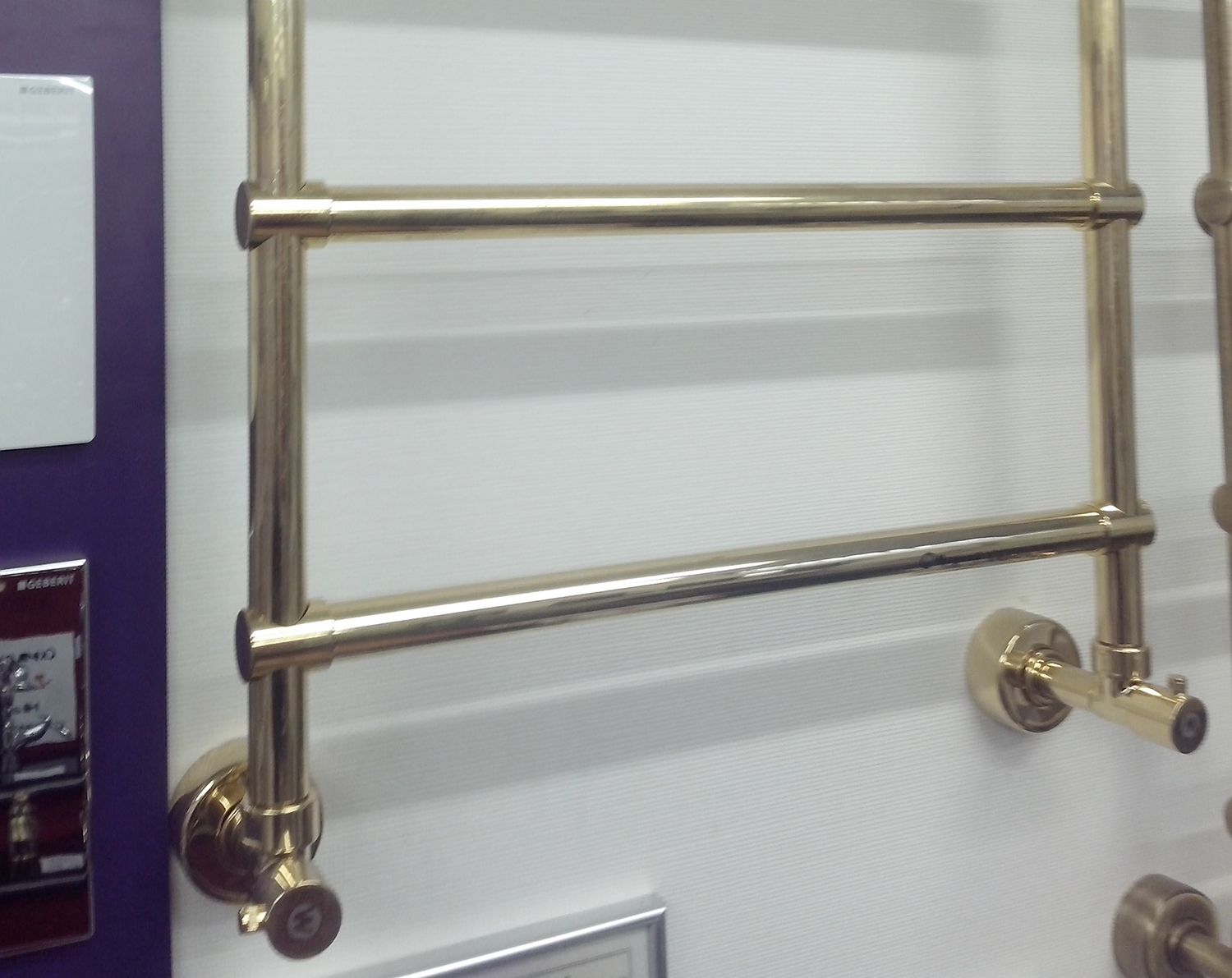 Полотенцесушитель водяной Margaroli Sole 442-4 золото 4424704GON - 2