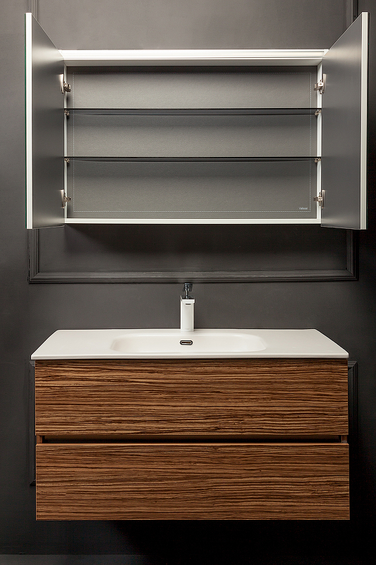 Зеркало-шкаф Vallessi 80 светлое дерево с подсветкой 547-Z - 1