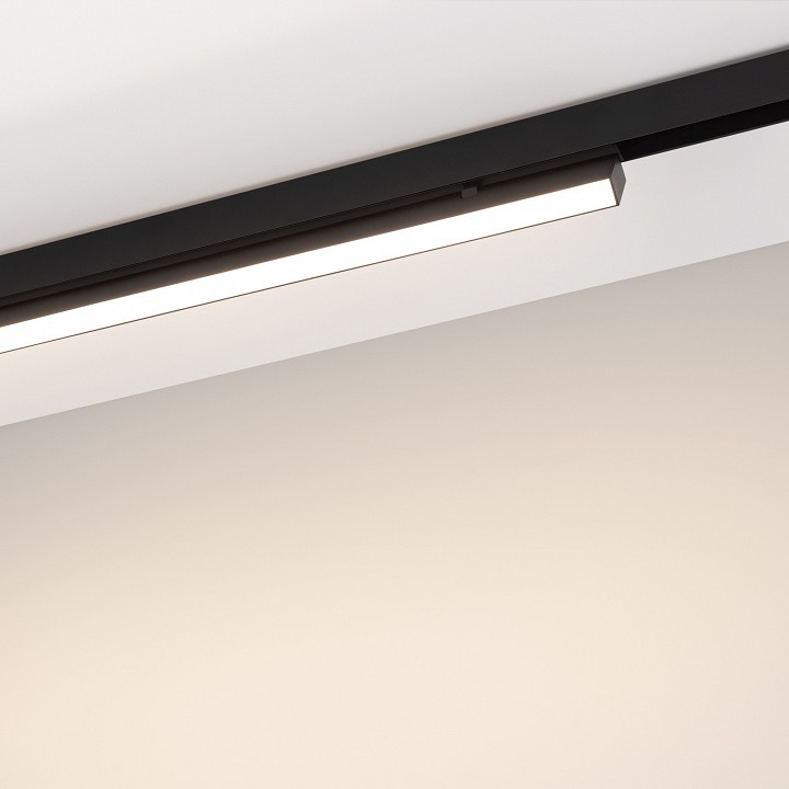 Трековый светильник для магнитного шинопровода Arlight MAG-FLAT-FOLD-25-S604-18W Day4000 034239 - 2