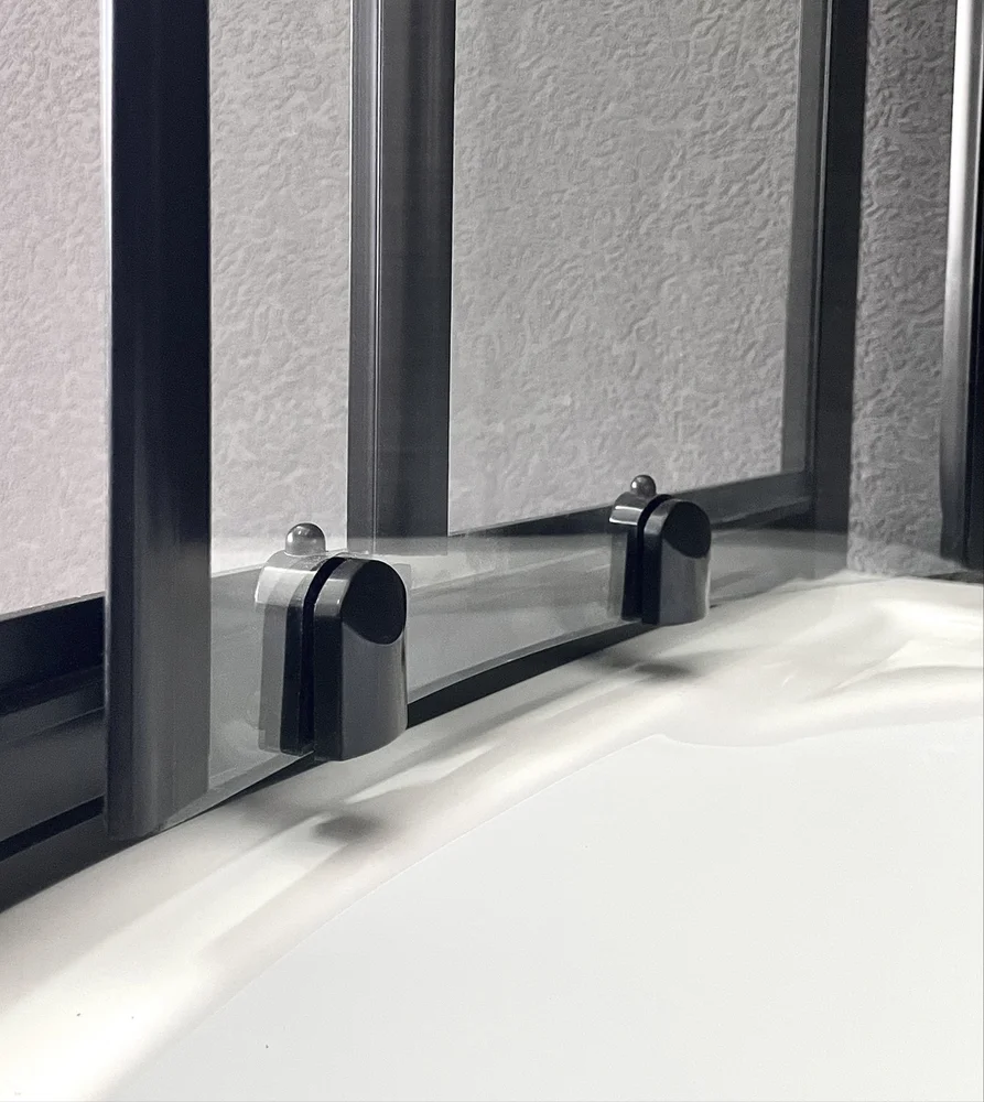 Душевой уголок Royal Bath ВК 120х80 R с поддоном профиль черный стекло прозрачное RB8120BK-T-BL-R - 3