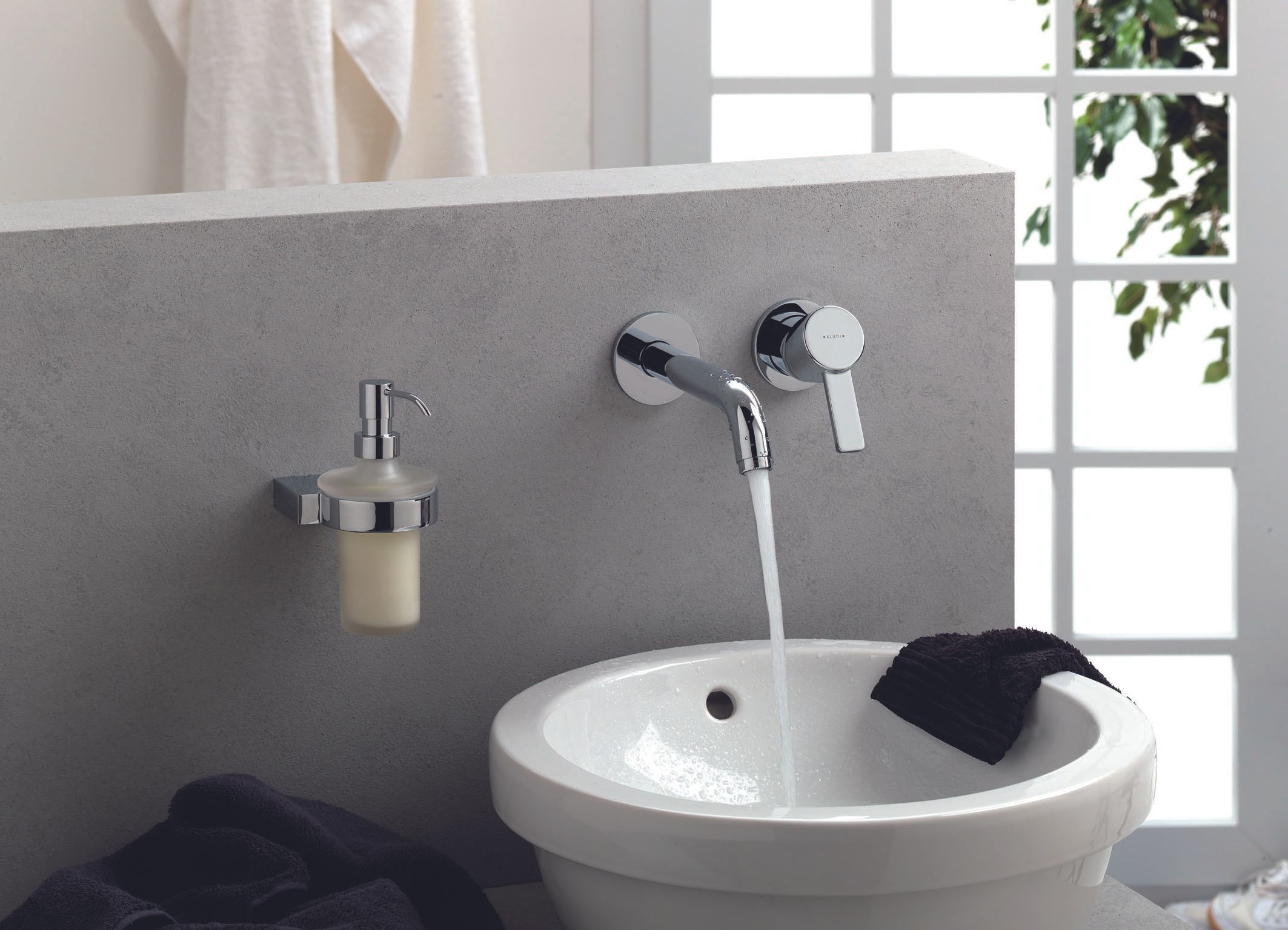 Смеситель для раковины Kludi Zenta хром  382450575 - 1