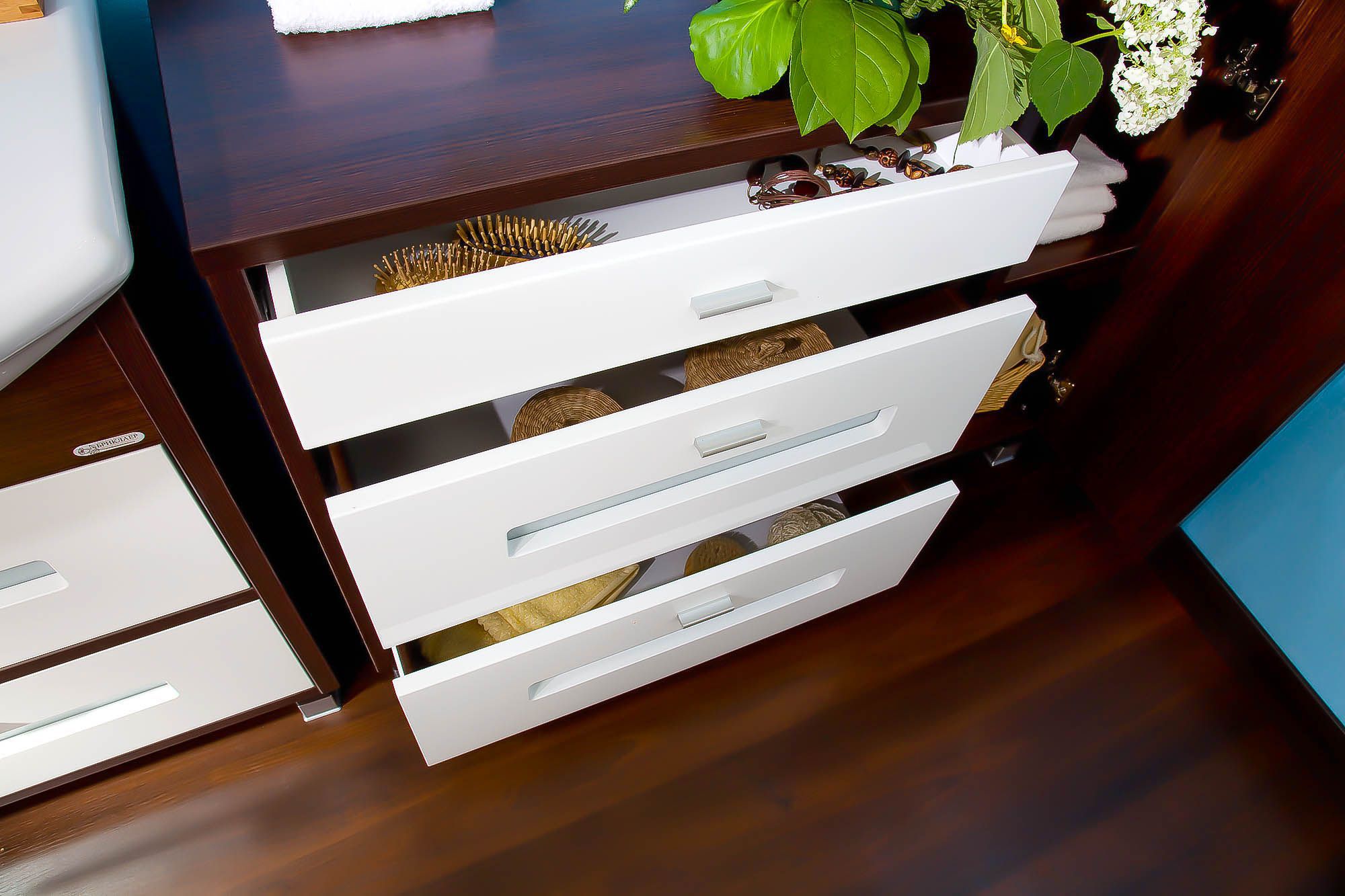 Комод Бриклаер Бали 71 венге, белый глянец 4627125411878 - 2