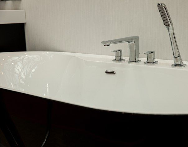 Акриловая ванна BelBagno BB14-NERO/BIA - 6