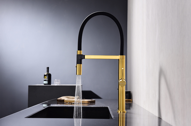 Смеситель для кухни Paulmark Leader брашированное золото Le214101-BG - 3