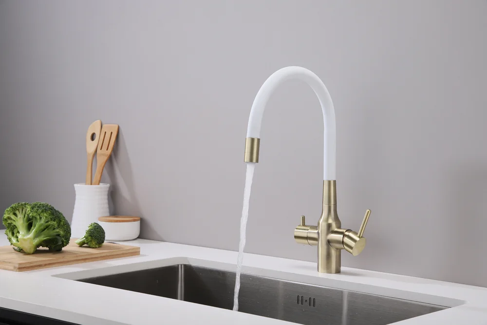 Смеситель для кухни Paulmark Salix с гибким изливом бронза - белый матовый Sa213419-BRw - 2