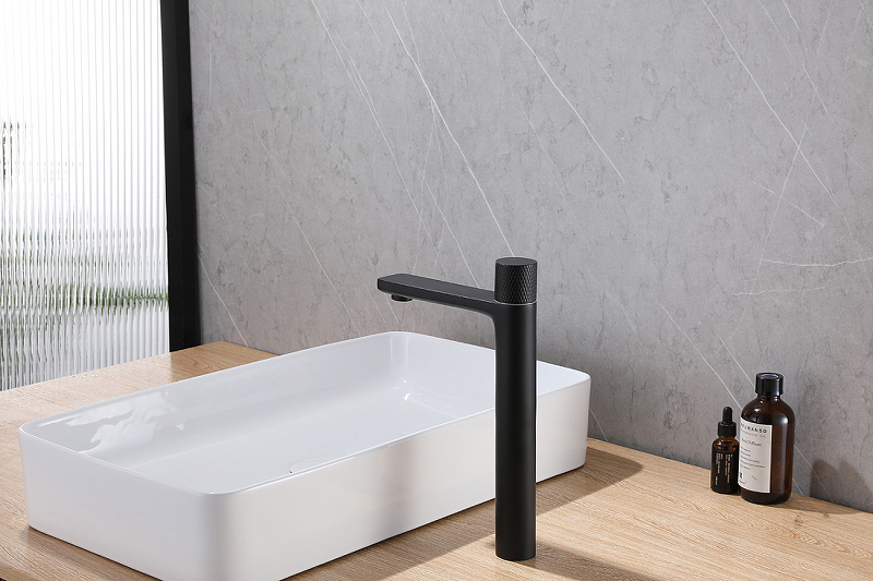 Смеситель для раковины Abber Rund черный матовый AF8711B - 1