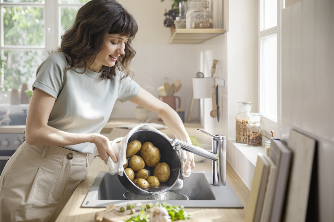 Смеситель для кухни Hansgrohe Zesis M33 хром 74802000 - 8