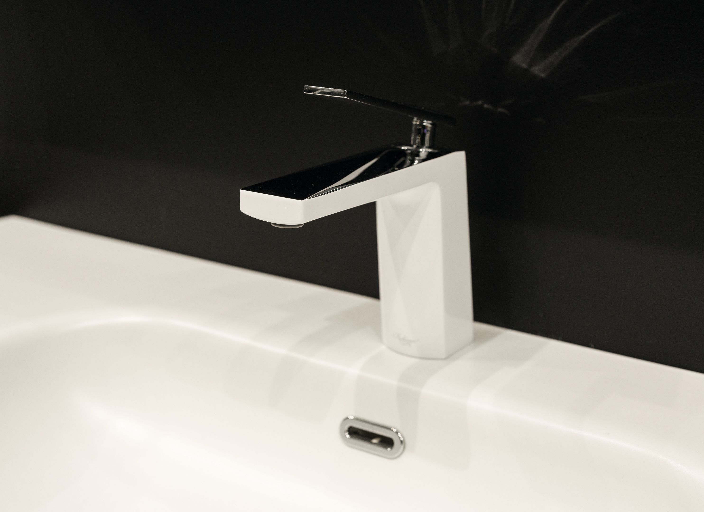 Смеситель для раковины Boheme Venturo белый, хром  371-W - 1