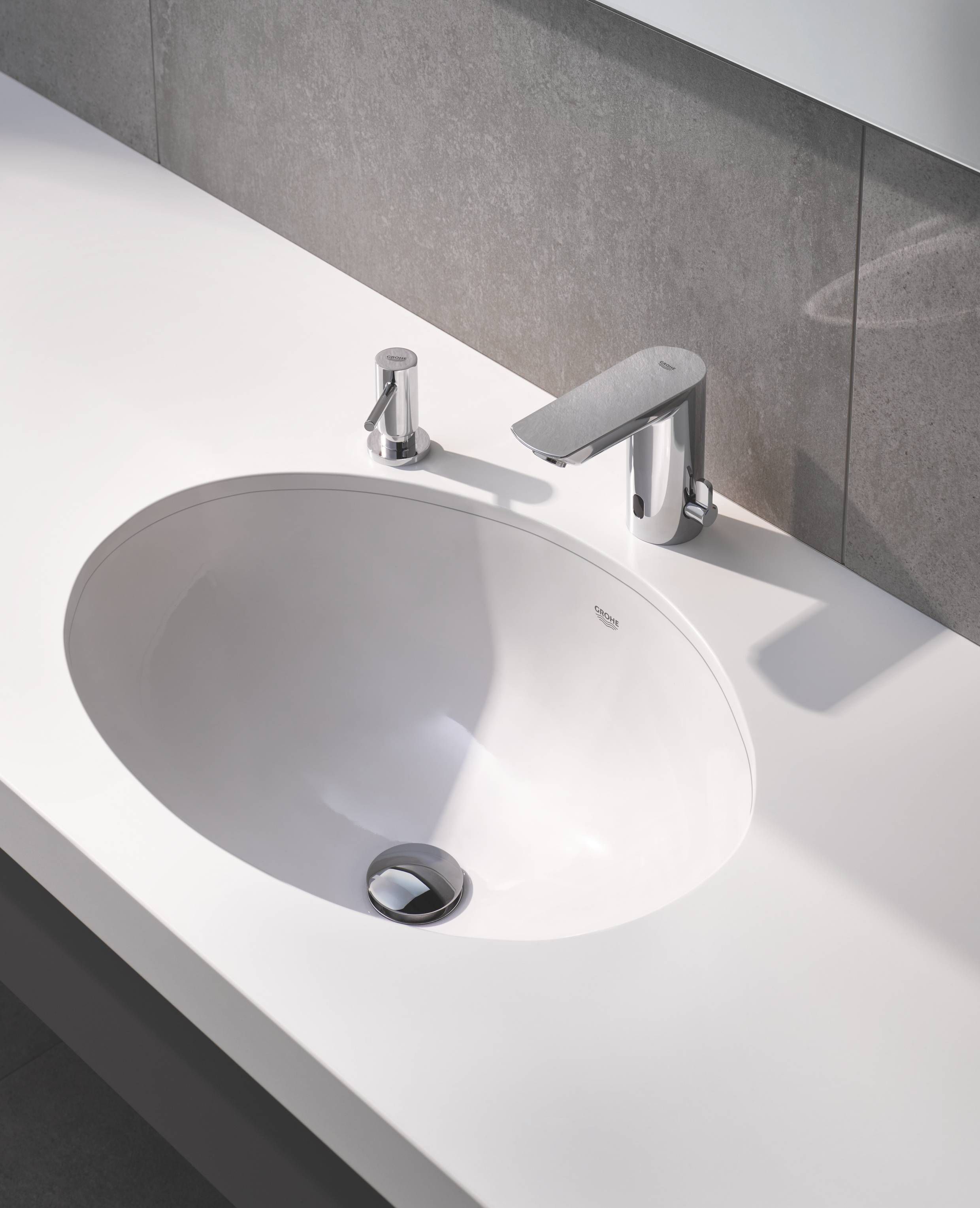 Смеситель Grohe Bau Cosmopolitan E 36451000 для раковины - 6