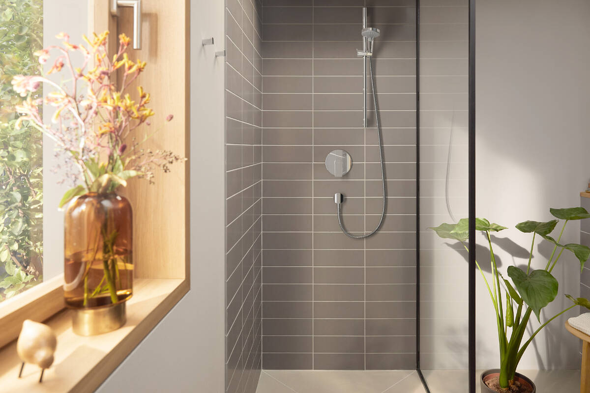 Смеситель для душа Hansgrohe Rebris E хром 72668000 - 1
