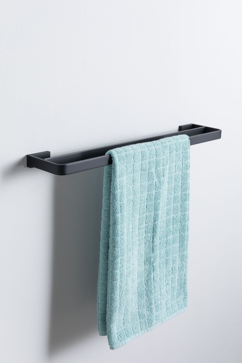 Полотенцедержатель двойной Allen Brau Infinity 60 черный матовый 6.21013-31 - 2