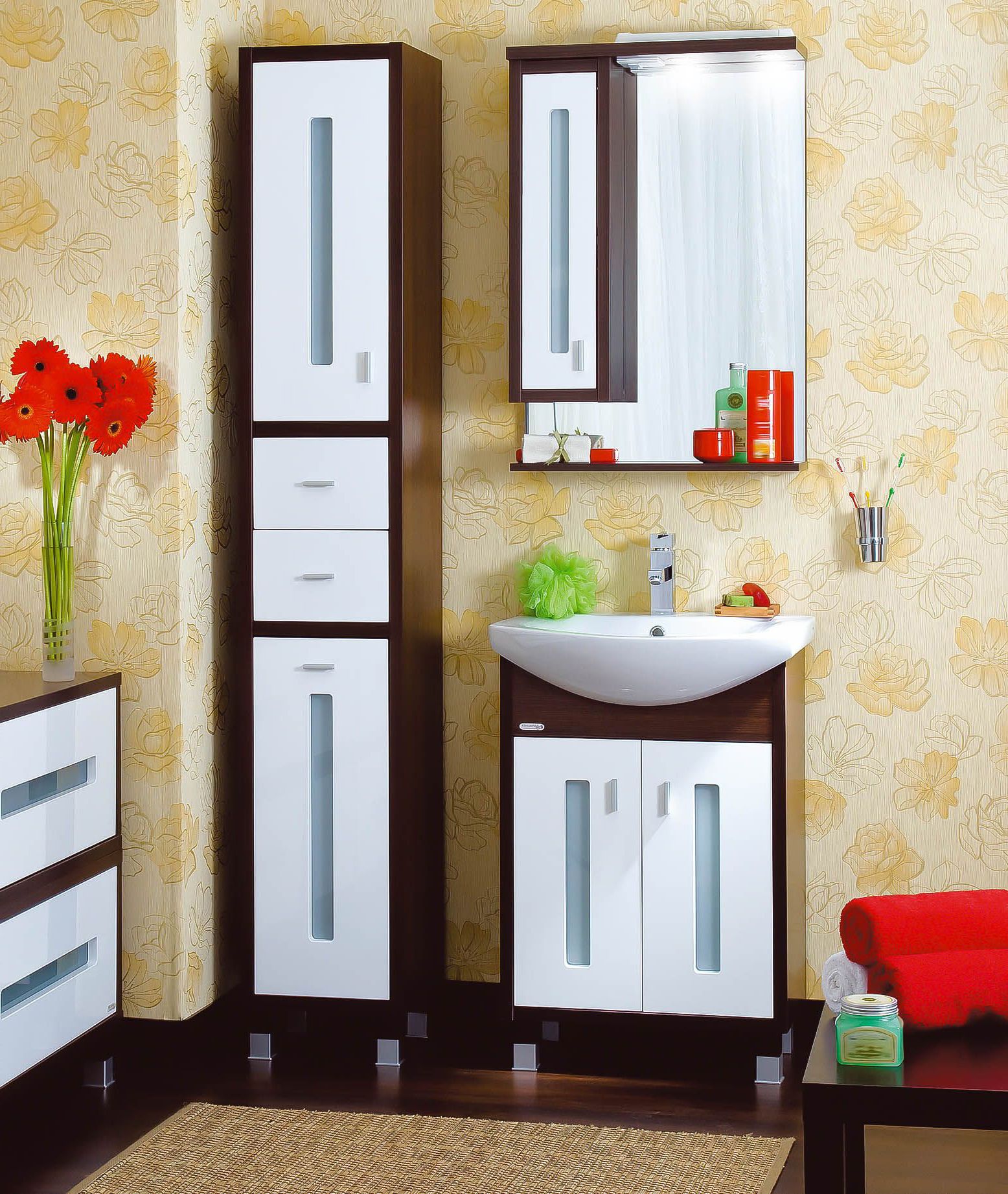 Зеркало-шкаф Бриклаер Бали 62 венге, белый глянец, L 4627125411816 - 2