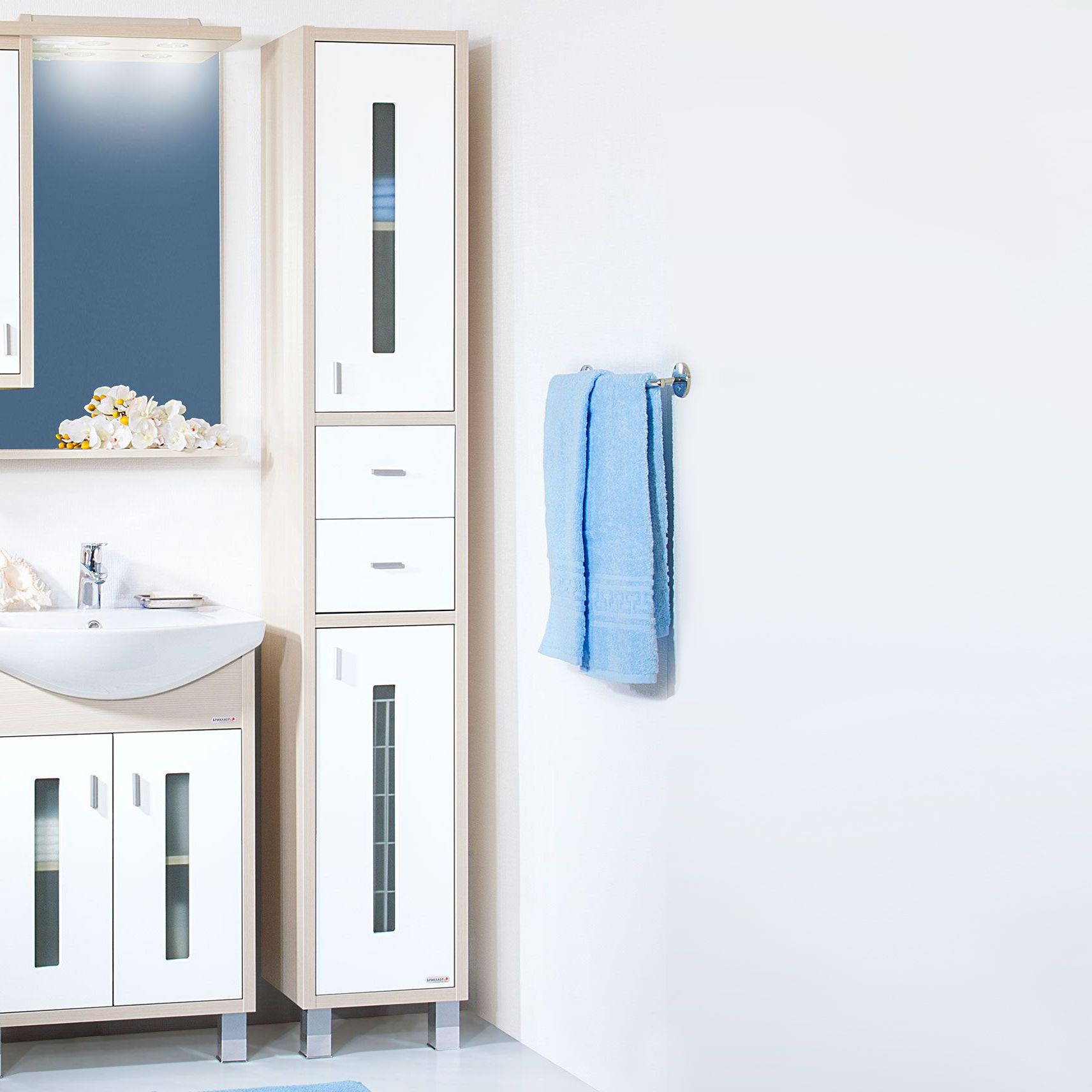 Шкаф-пенал Бриклаер Бали 34 светлая лиственница, белый глянец, с бельевой корзиной 4627125412066 - 0