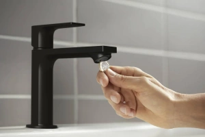 Смеситель для раковины Hansgrohe Rebris E черный матовый - 3