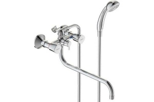 BA346AA QUADRO Смеситель для ванны/душа, поворотный излив 320 мм, душевой гарнитур в комплекте (душевая лейка ?70 мм, металлический шланг 1500 мм, дер