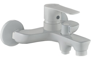 Смеситель Orange Aristo M19-100w для ванны с душем