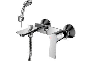 Смеситель для ванны Rossinka  хром (RS27-31)