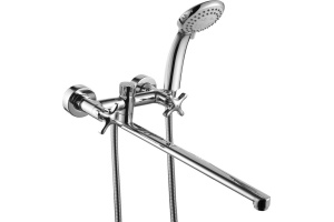 Смеситель для ванны Rossinka  хром (RS39-84)