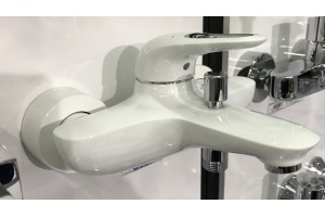 Смеситель Grohe Eurostyle 23726LS3 для ванны с душем - 2
