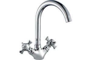 Смеситель для кухонной мойки Rossinka  хром (Z02-71)