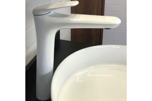 Смеситель для раковины Comforty белый