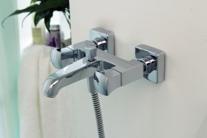 Смеситель Bravat Whirlpool F678112C-01 для ванны с душем - 3