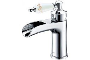 Смеситель для раковины Vogue хром