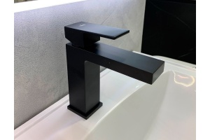 Смеситель для раковины Timo Selene 2061/03F черный - 3