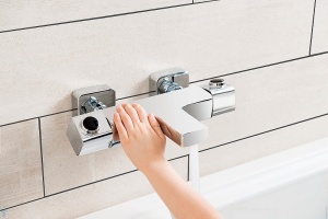 Смеситель для ванны Vitra AquaHeat хром - 2