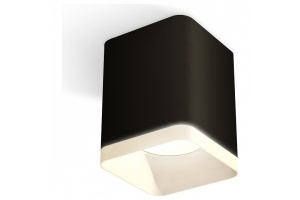 Накладной светильник Ambrella Light XS XS7813021