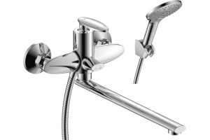 Смеситель для ванны Rossinka  хром (RS30-32)