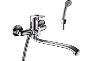 Смеситель для ванны Rossinka  хром (B35-34)